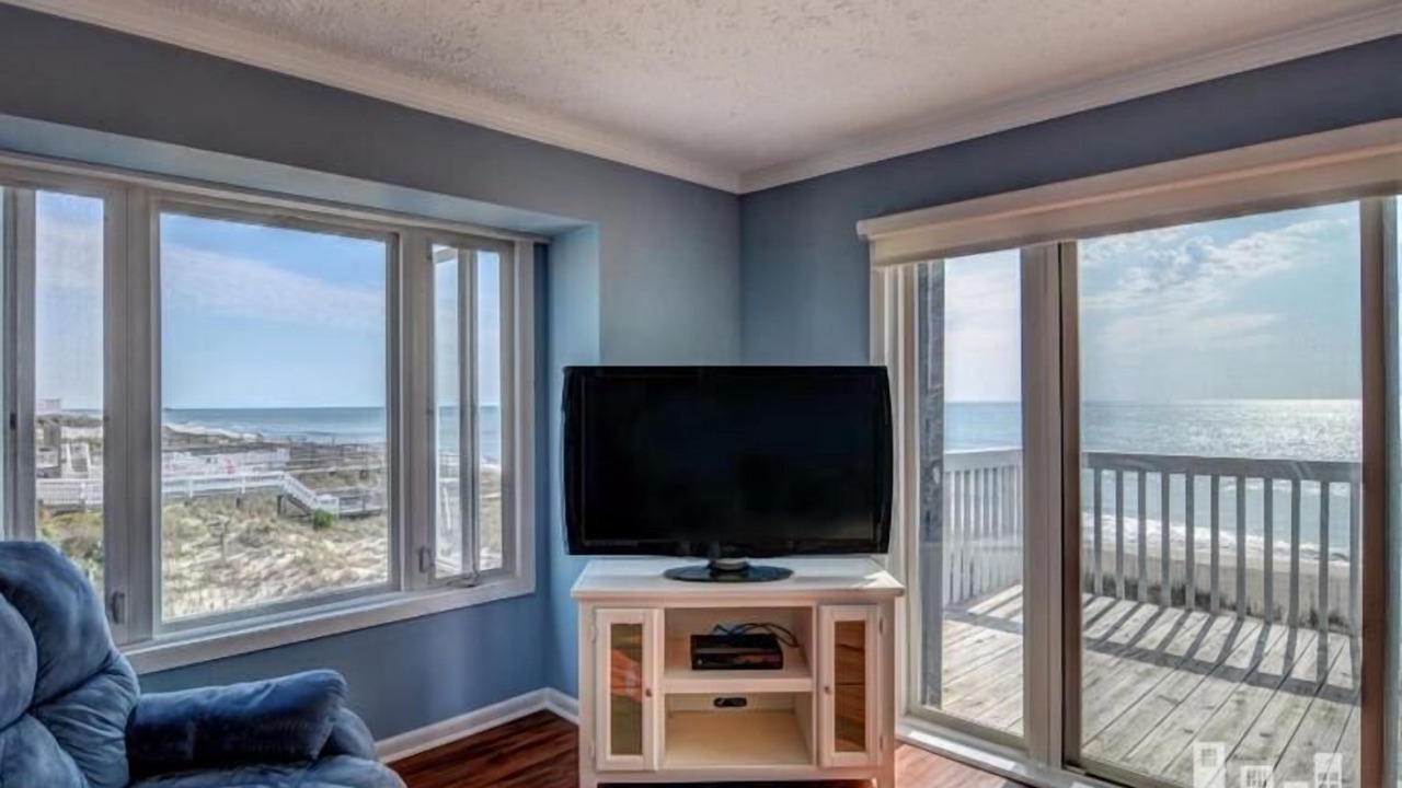 Photo of Livingroom in Kure Beach