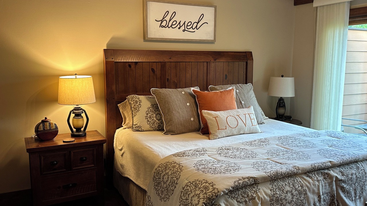 Photo of Bedroom in Burnsville