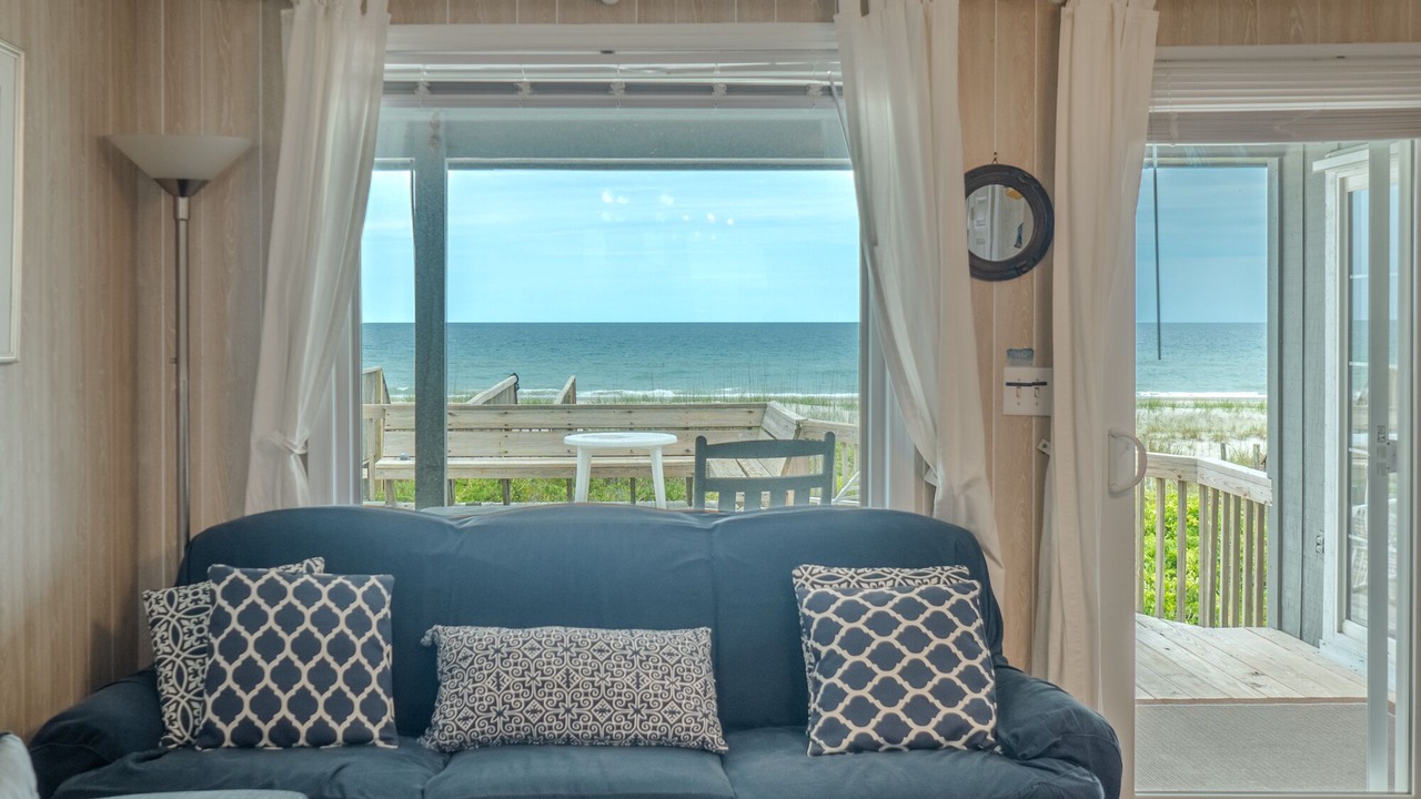 Photo of Livingroom in Topsail Beach
