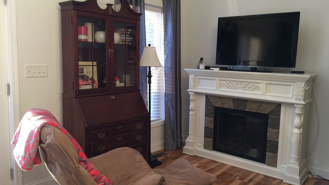 Photo of Livingroom in Troutman