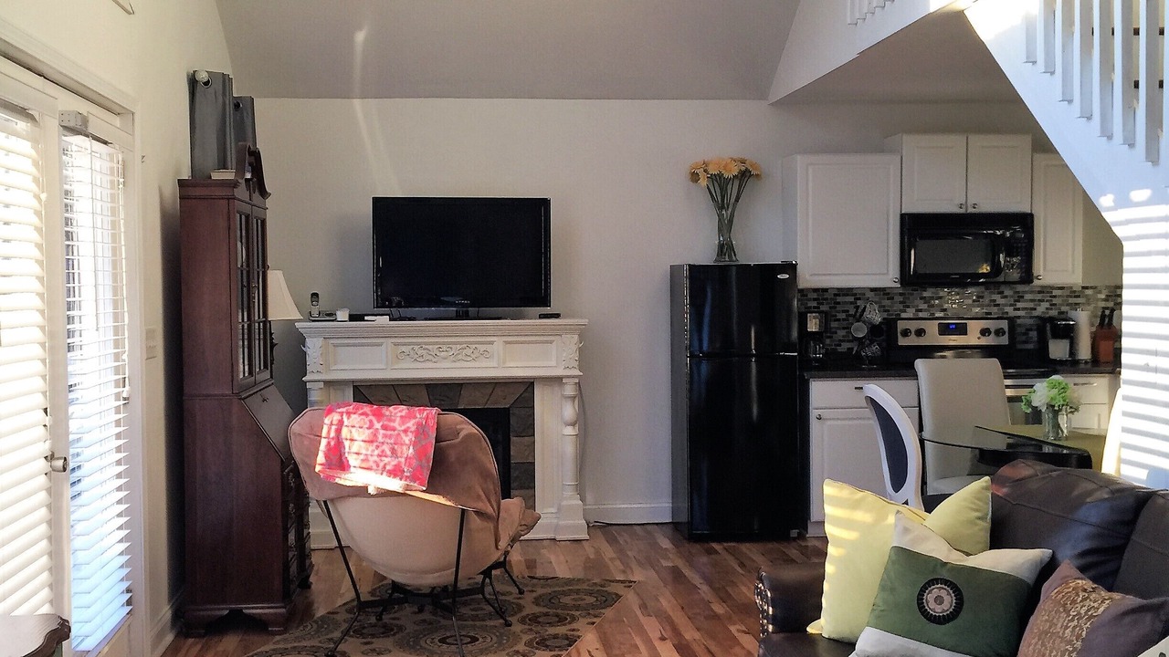 Photo of Livingroom in Troutman