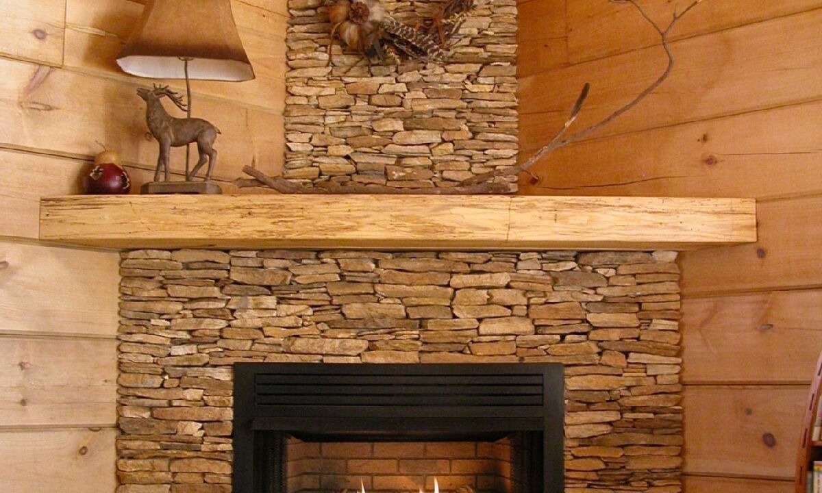 Photo of Livingroom in Robbinsville