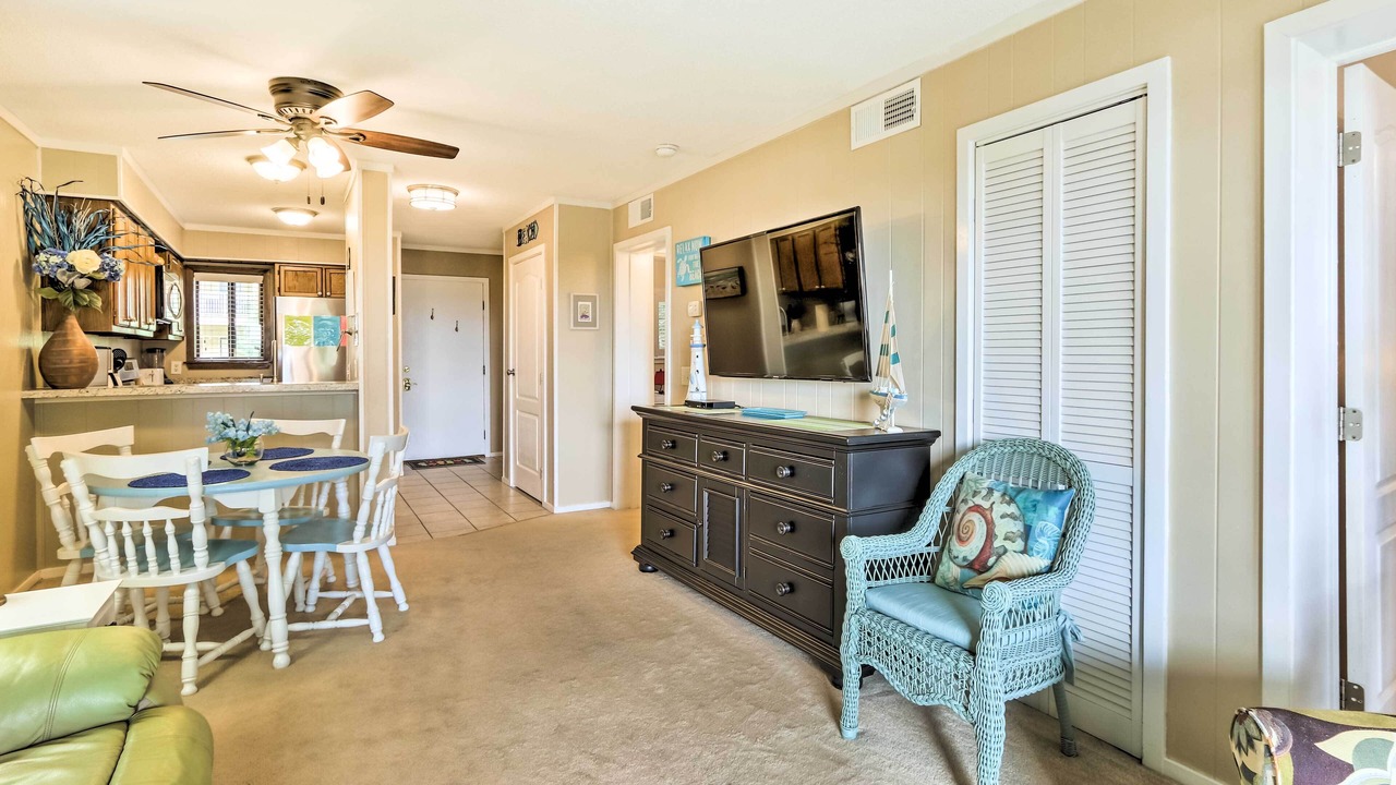 Photo of Livingroom in Palmetto Dunes