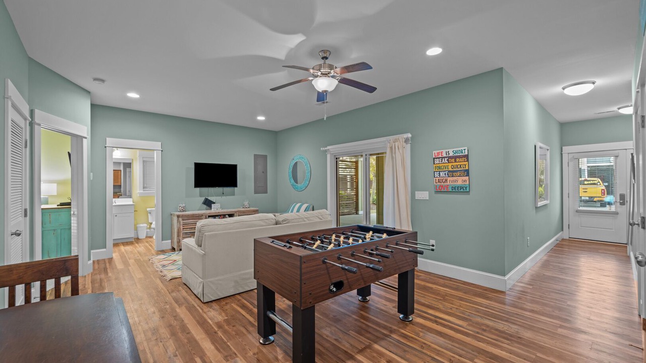 Photo of Bedroom in Corolla Light