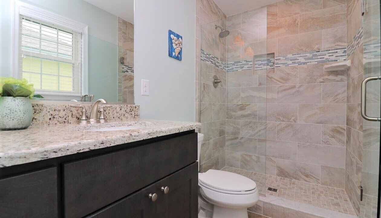 Photo of Bathroom in Bermuda Bay