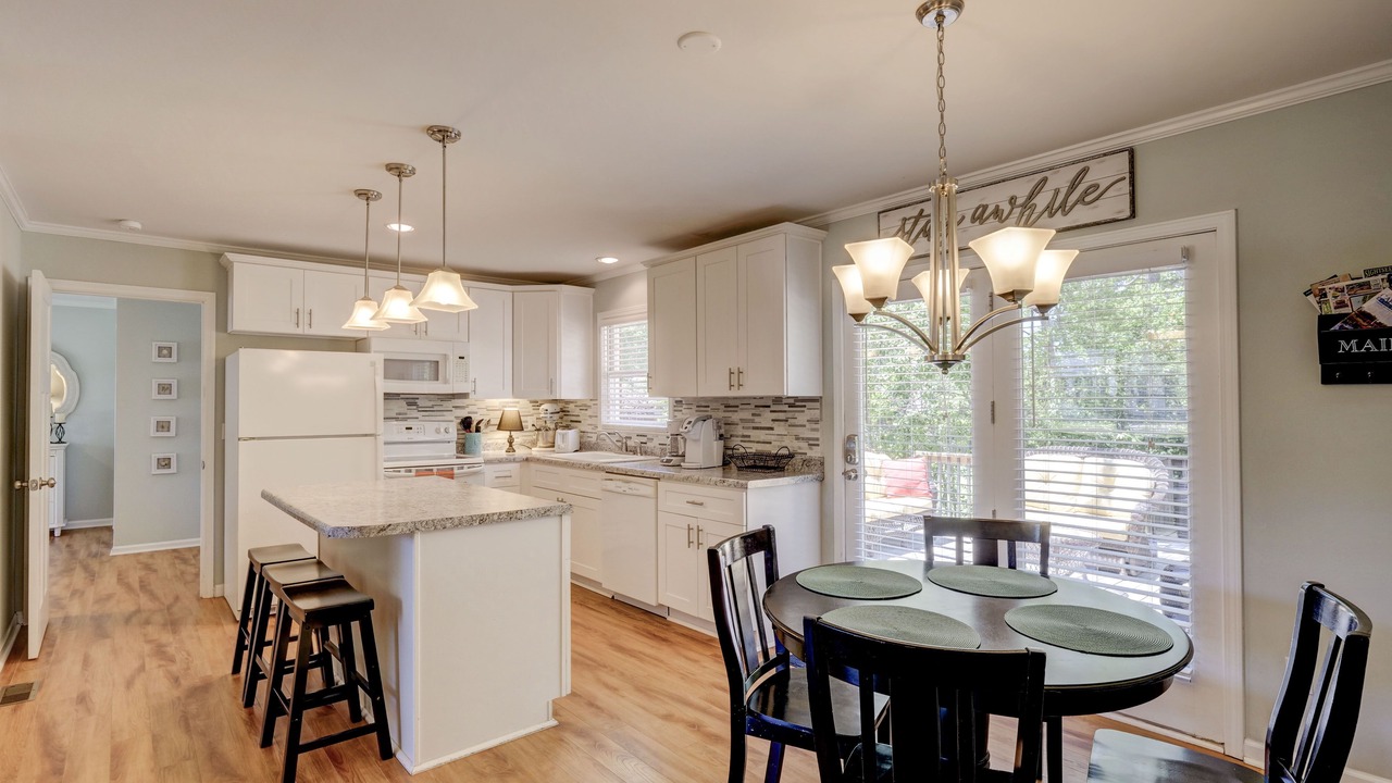 Photo of Kitchen in Forest Hills