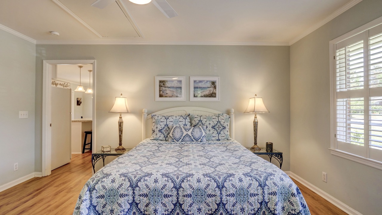 Photo of Bedroom in Forest Hills