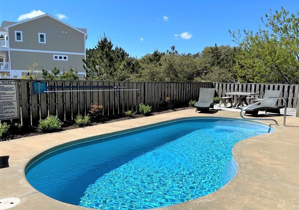 Photo of Outdoor in Corolla Light