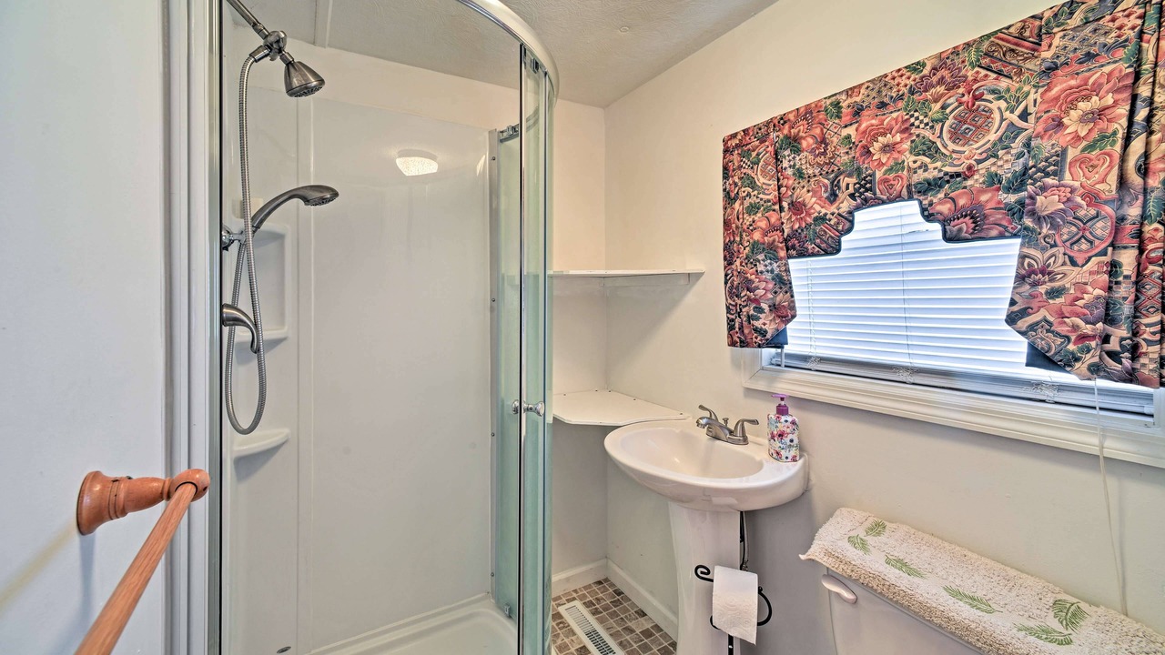 Photo of Bathroom in Salter Path