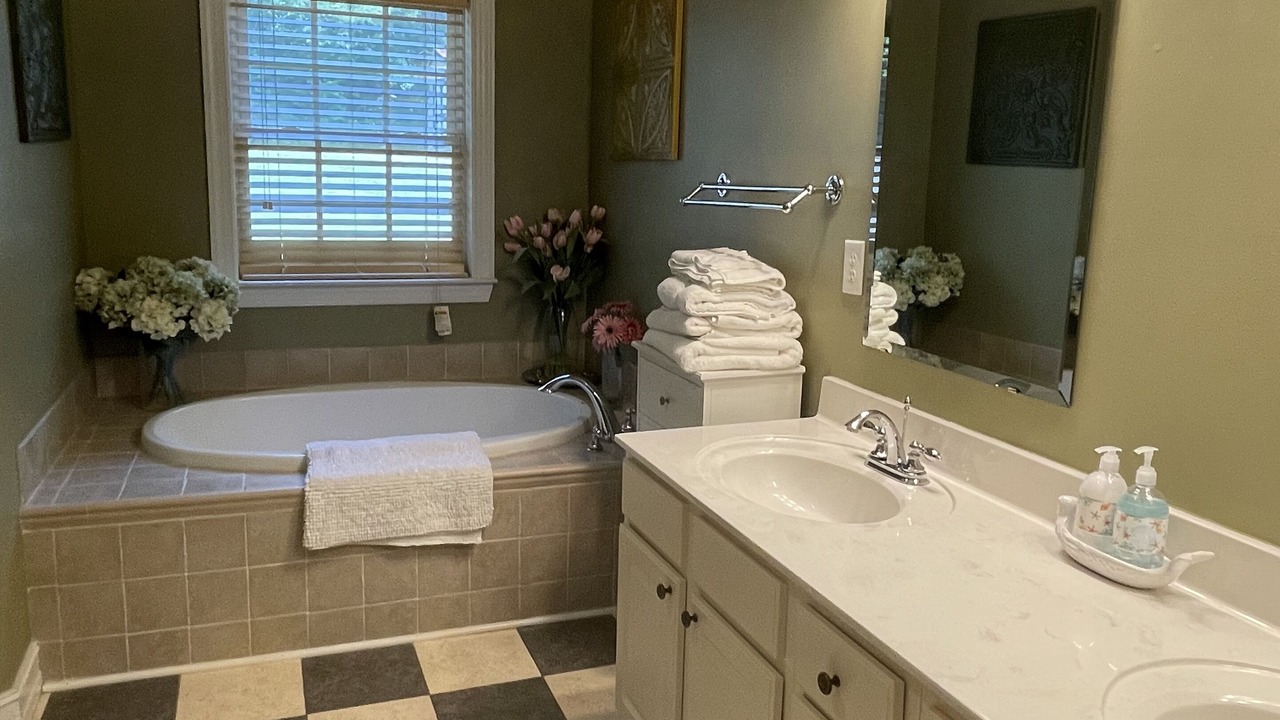 Photo of Bathroom in Troutman