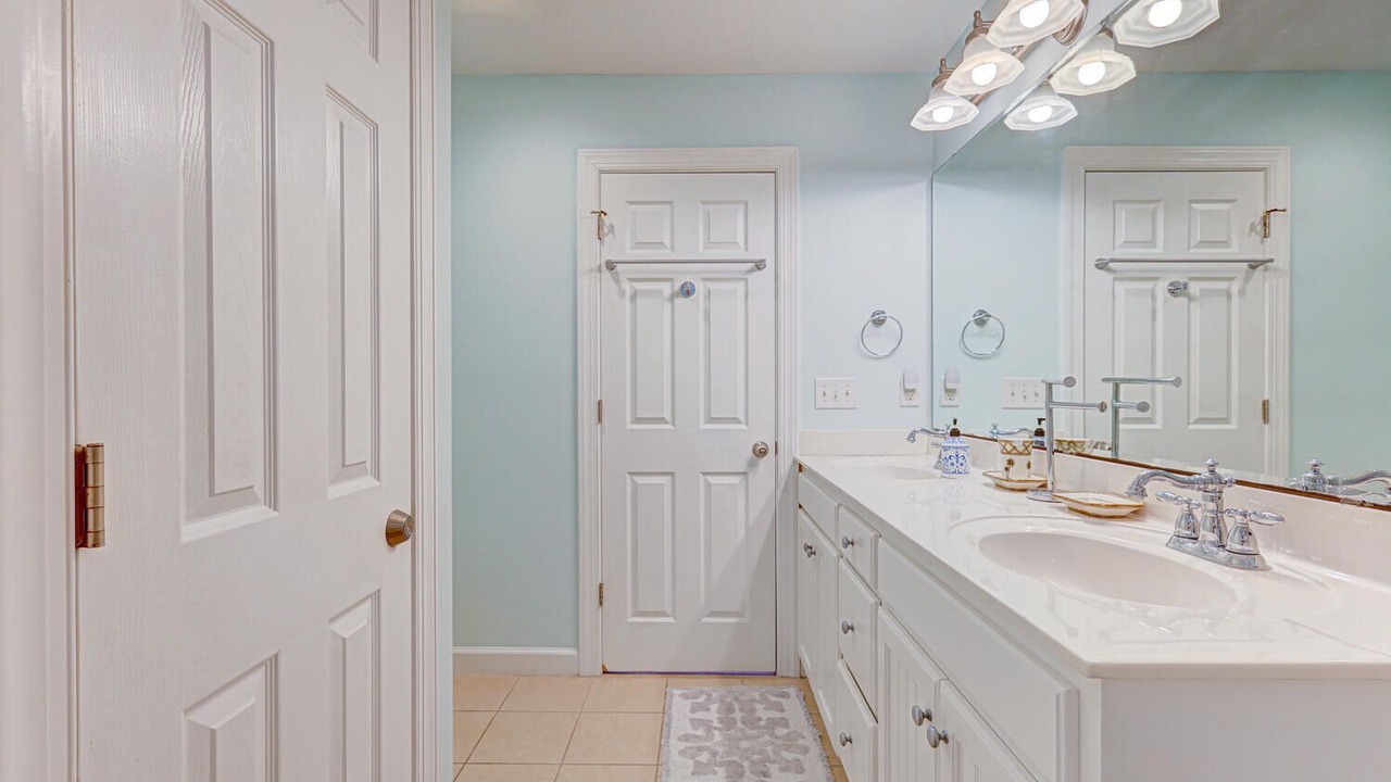 Photo of Bathroom in Kure Beach