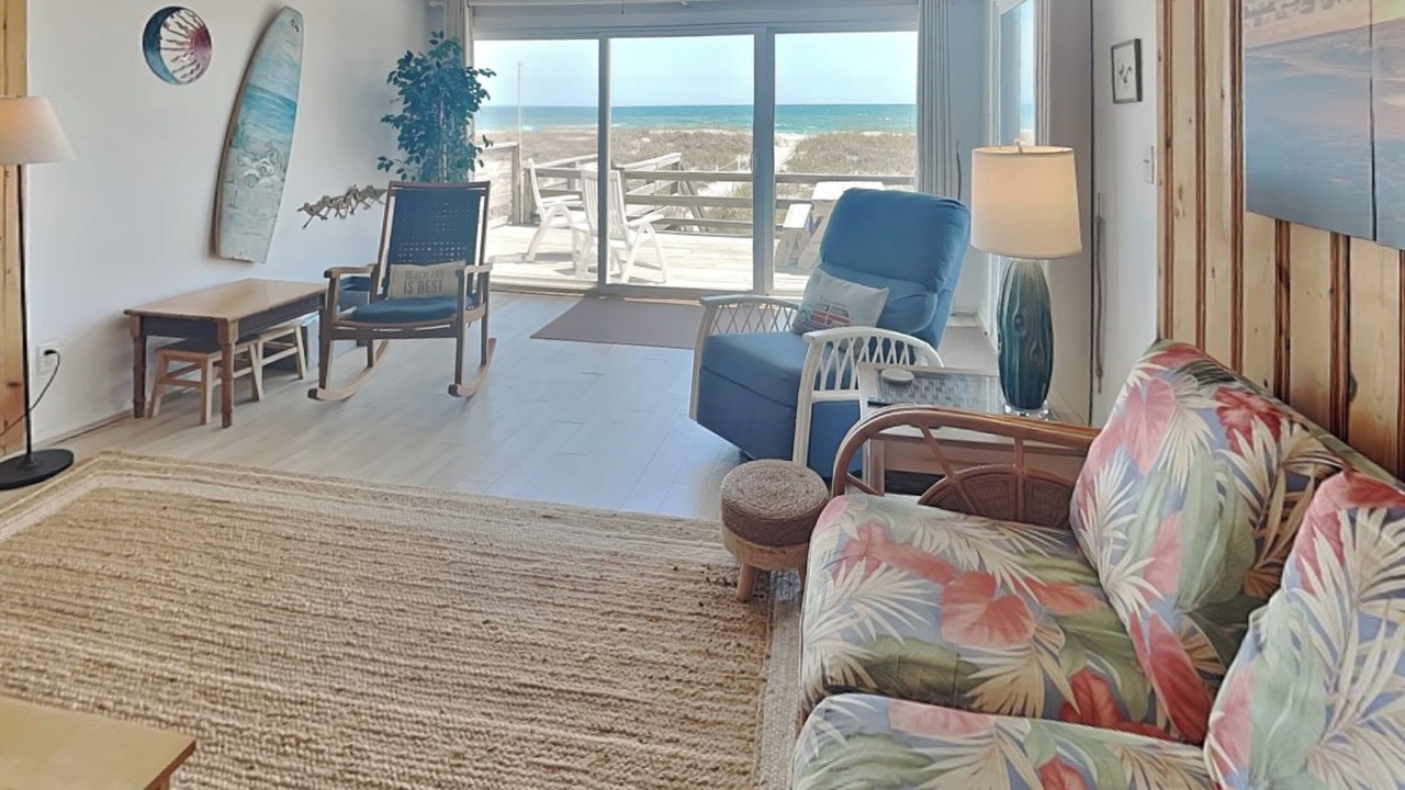 Photo of Livingroom in Topsail Beach