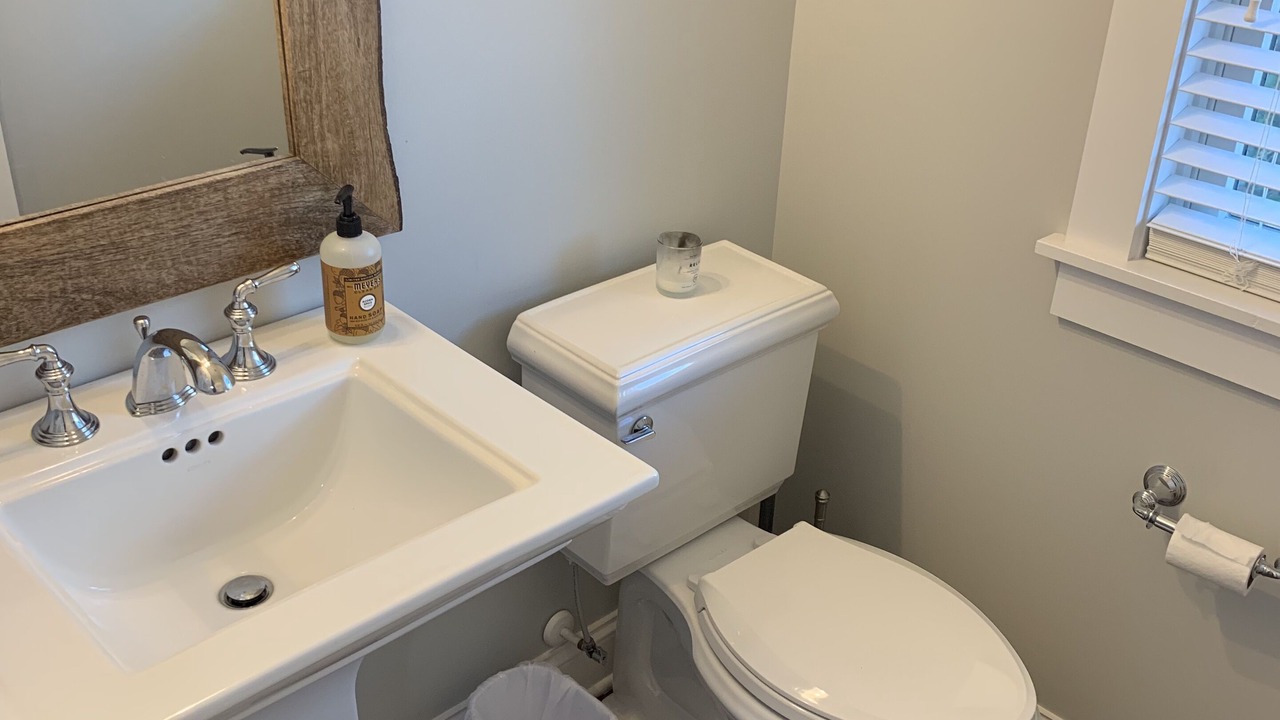 Photo of Bathroom in Nags Head