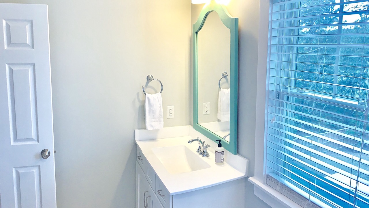 Photo of Bathroom in Nags Head