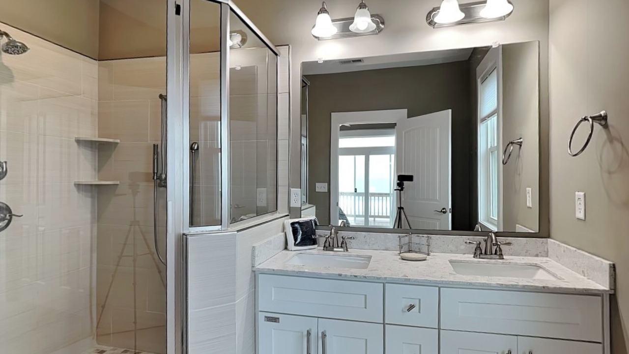 Photo of Bathroom in Topsail Beach
