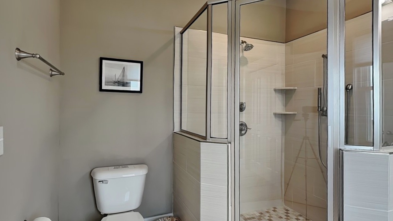 Photo of Bathroom in Topsail Beach