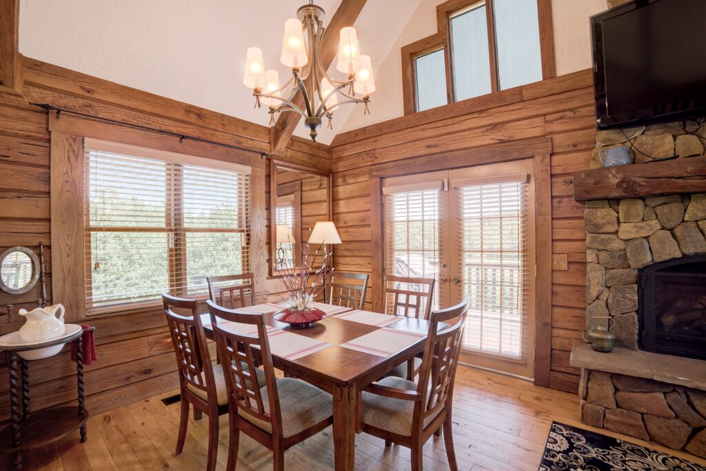 Photo of Livingroom in Rutherfordton
