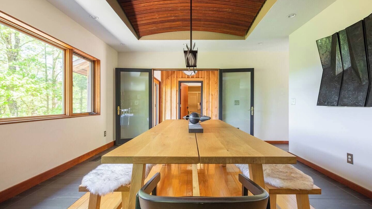 Photo of Livingroom in Bakersville