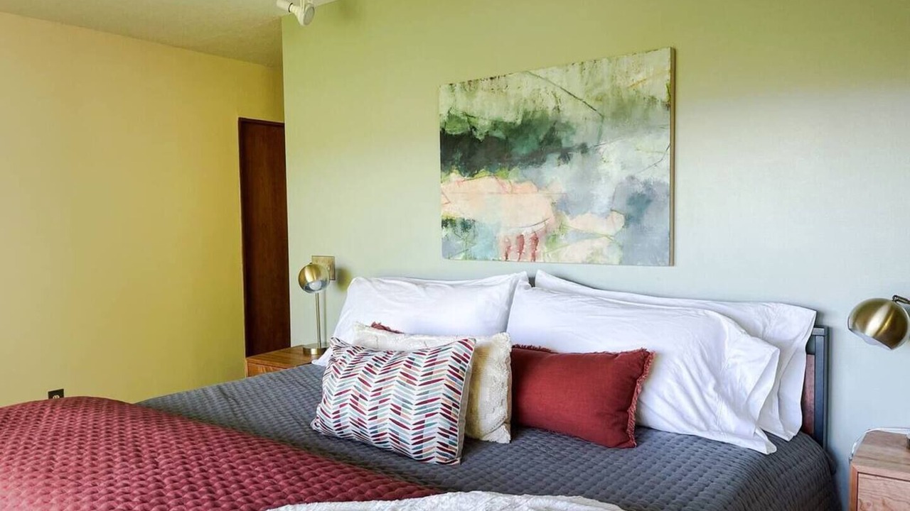 Photo of Bedroom in Bakersville