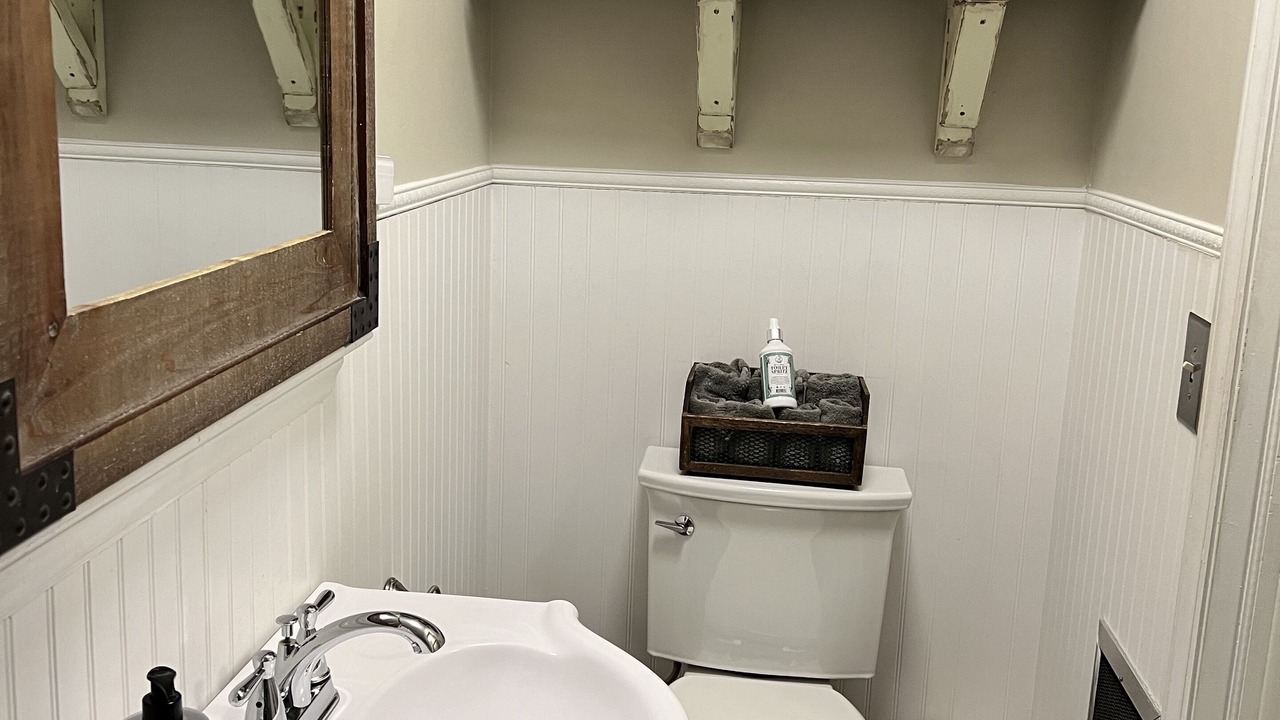 Photo of Bathroom in Hendersonville