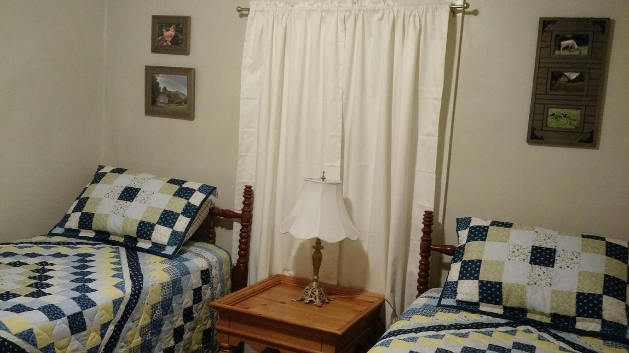 Photo of Bedroom in Mars Hill