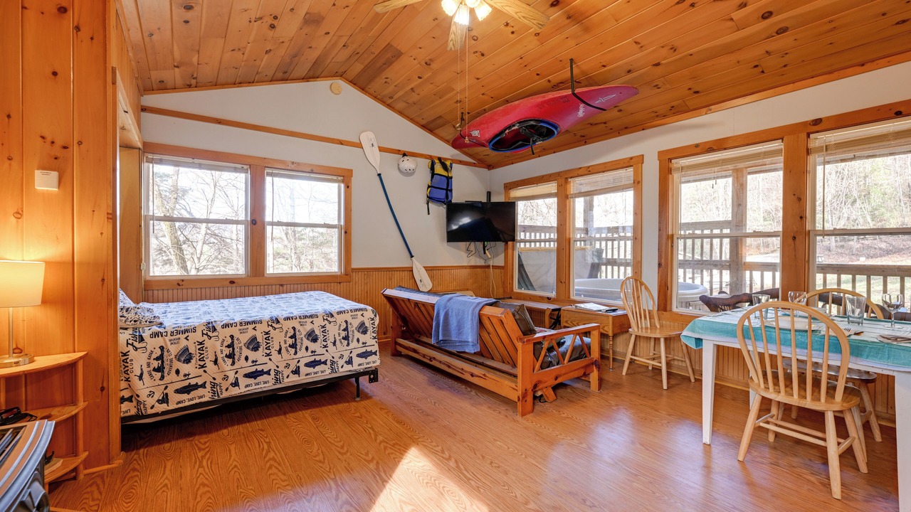 Photo of Bedroom in Bryson City