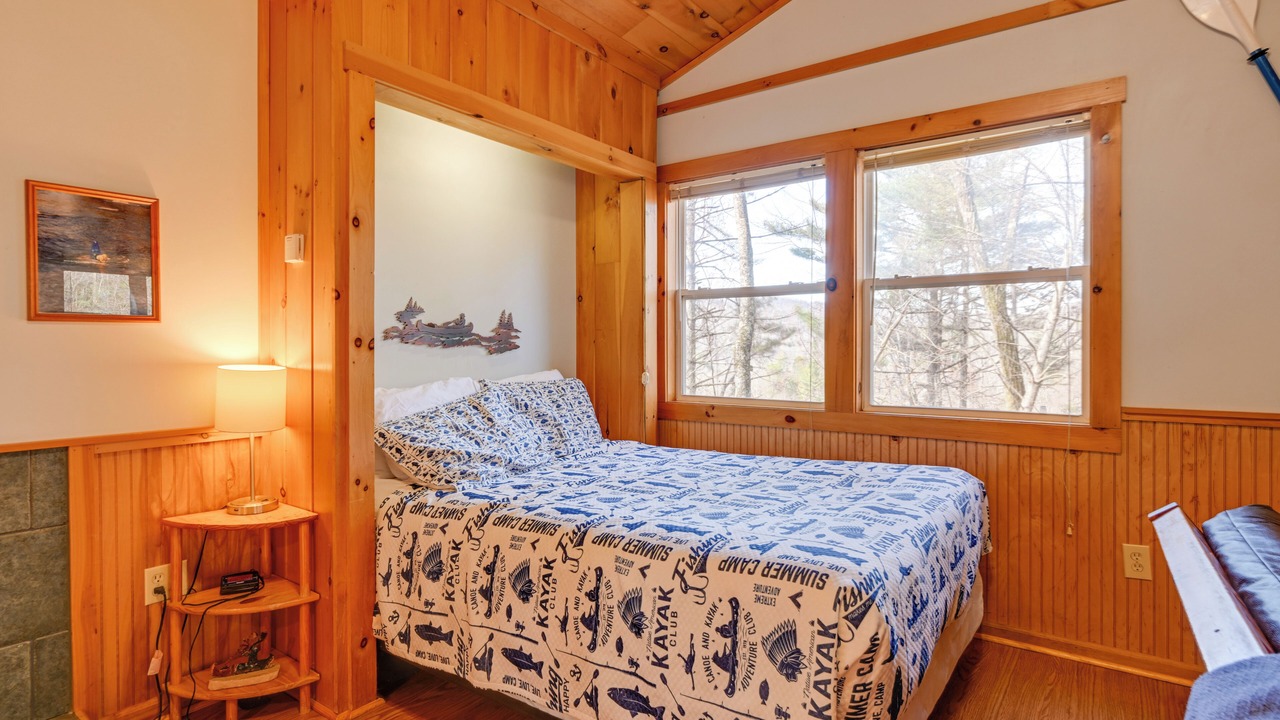 Photo of Bedroom in Bryson City