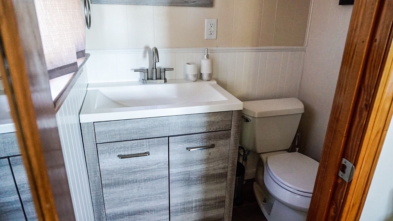 Photo of Bathroom in Colington