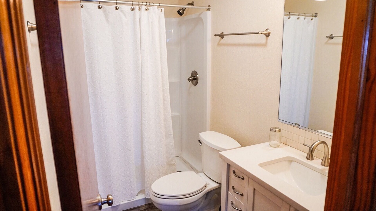Photo of Bathroom in Colington