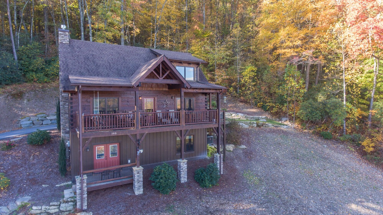 Photo of Outdoor in Hendersonville