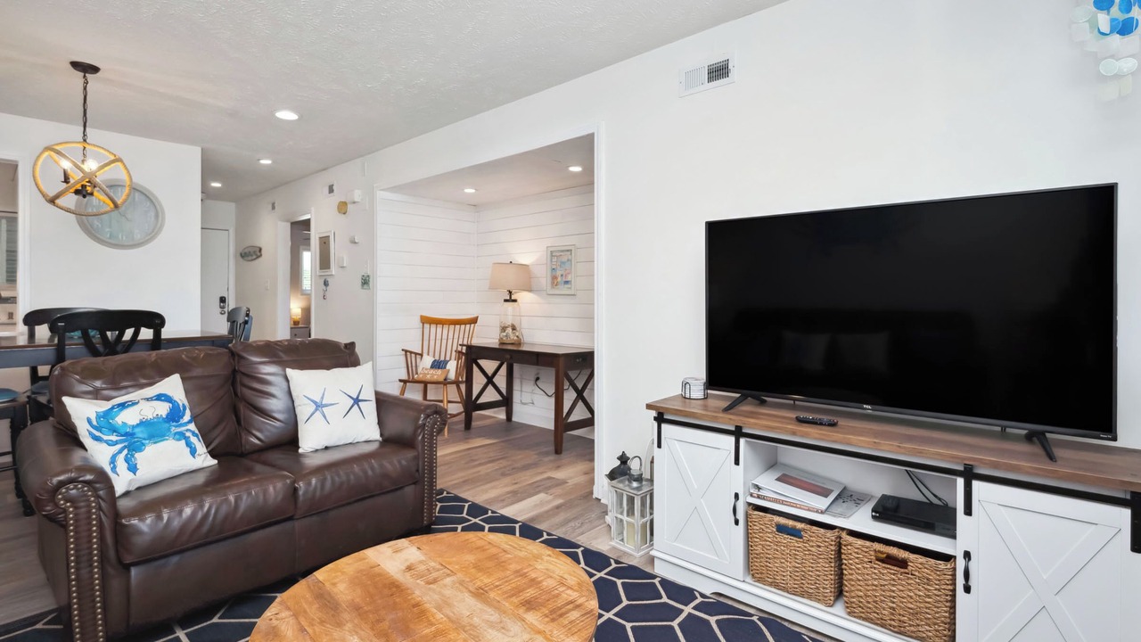Photo of Bedroom in Caswell Beach