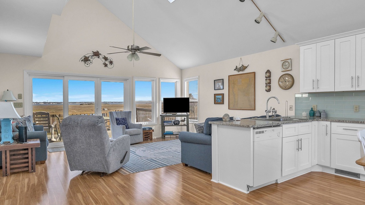 Photo of Bedroom in Caswell Beach