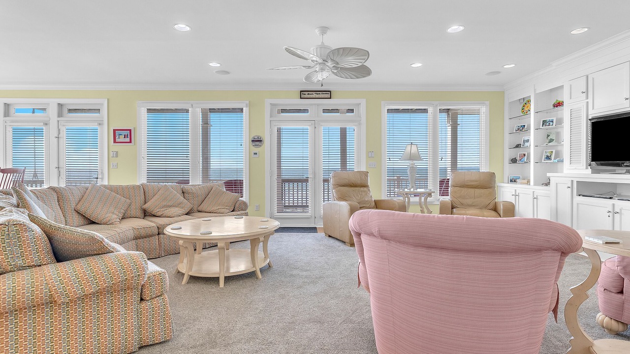 Photo of Bedroom in Oak Island
