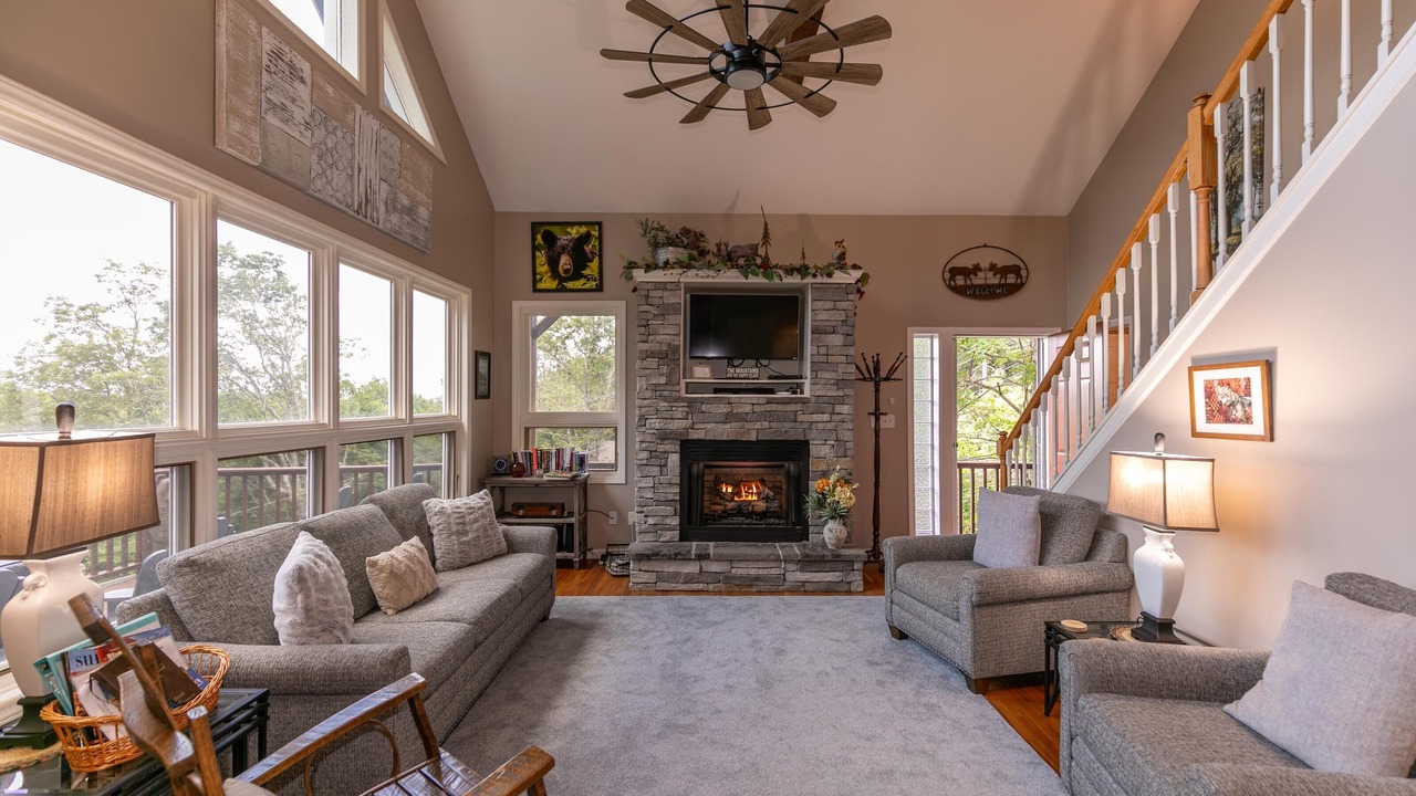 Photo of Livingroom in Blowing Rock