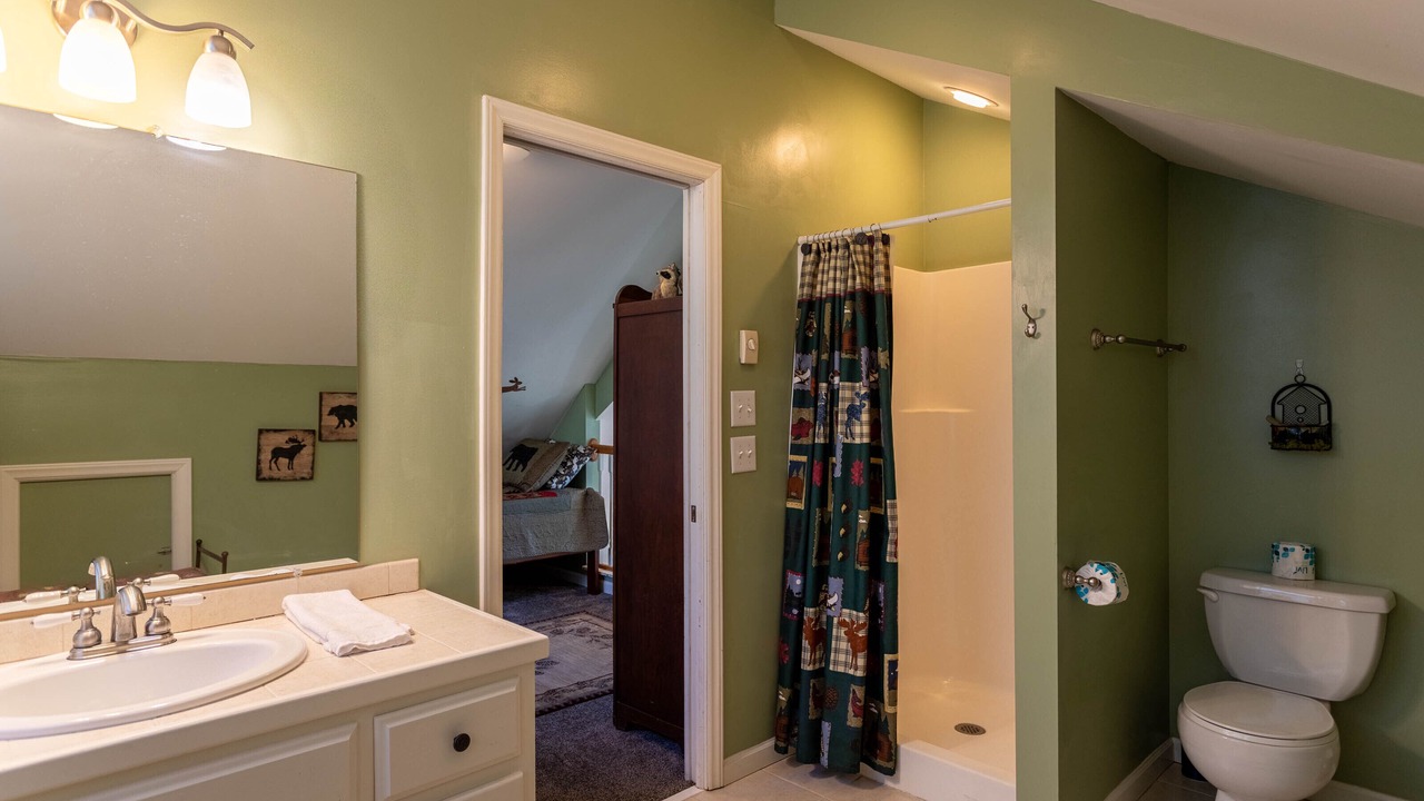 Photo of Bathroom in Blowing Rock