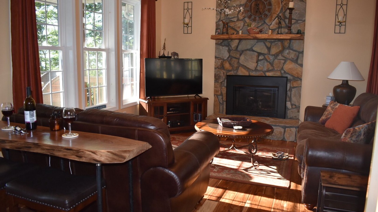 Photo of Bedroom in Traphill