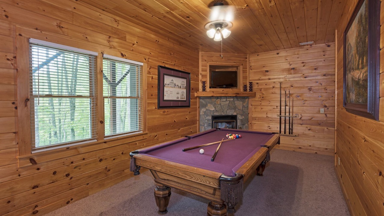 Photo of Livingroom in Boone
