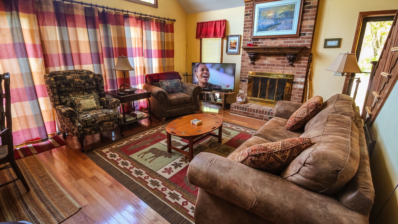 Photo of Livingroom in Grassy Creek