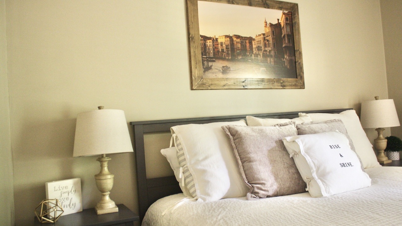 Photo of Bedroom in Forest City