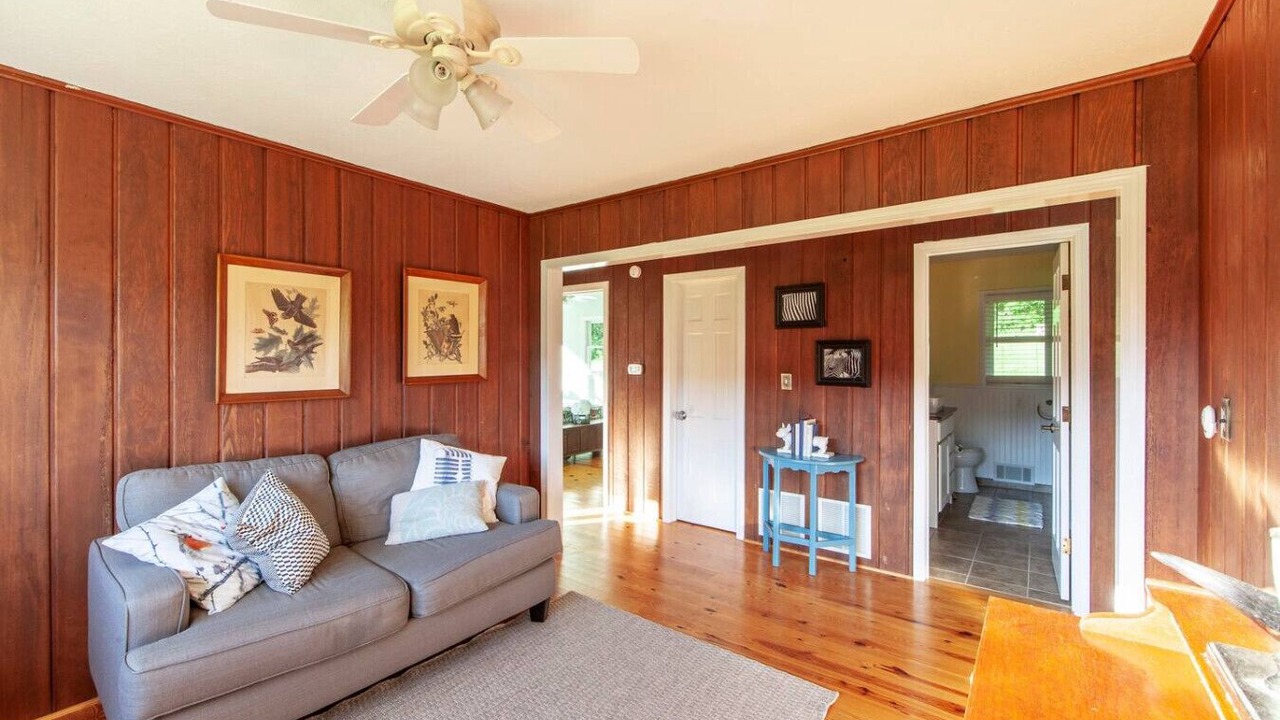 Photo of Livingroom in Mount Airy