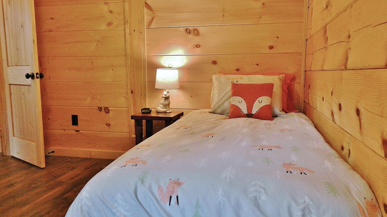 Photo of Bedroom in Black Mountain