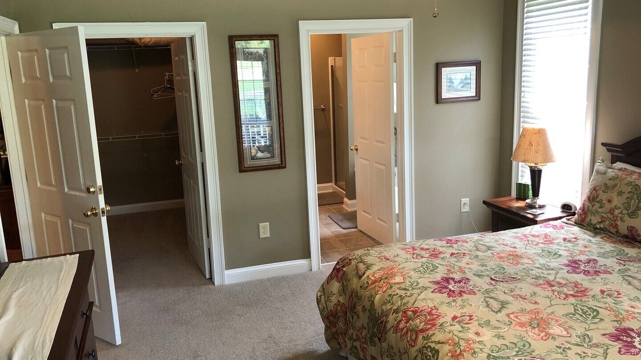 Photo of Bathroom in Maggie Valley