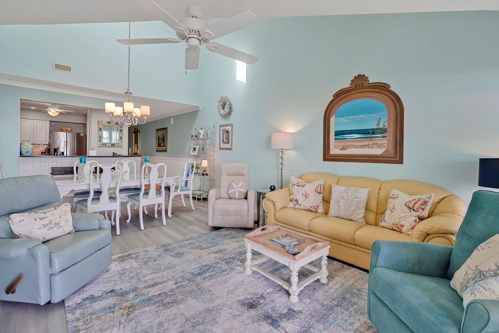 Photo of Bedroom in Shell Island