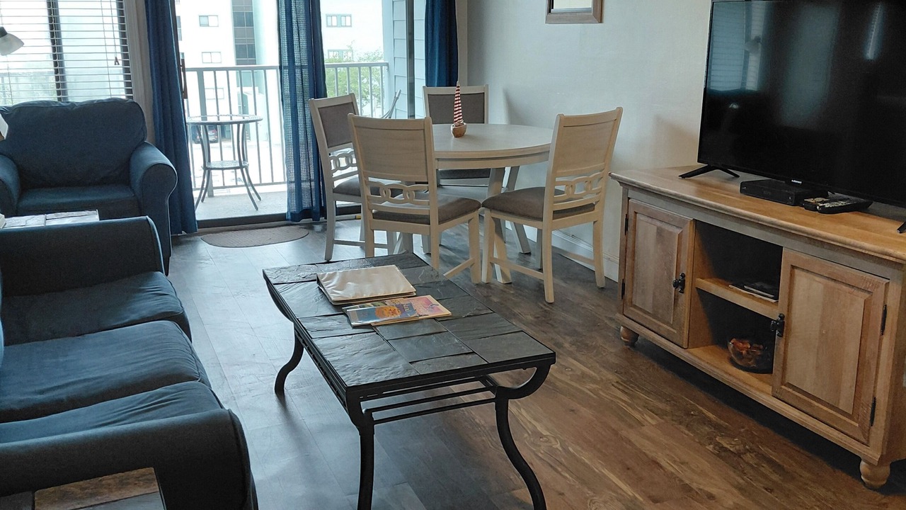 Photo of Livingroom in Palmetto Dunes