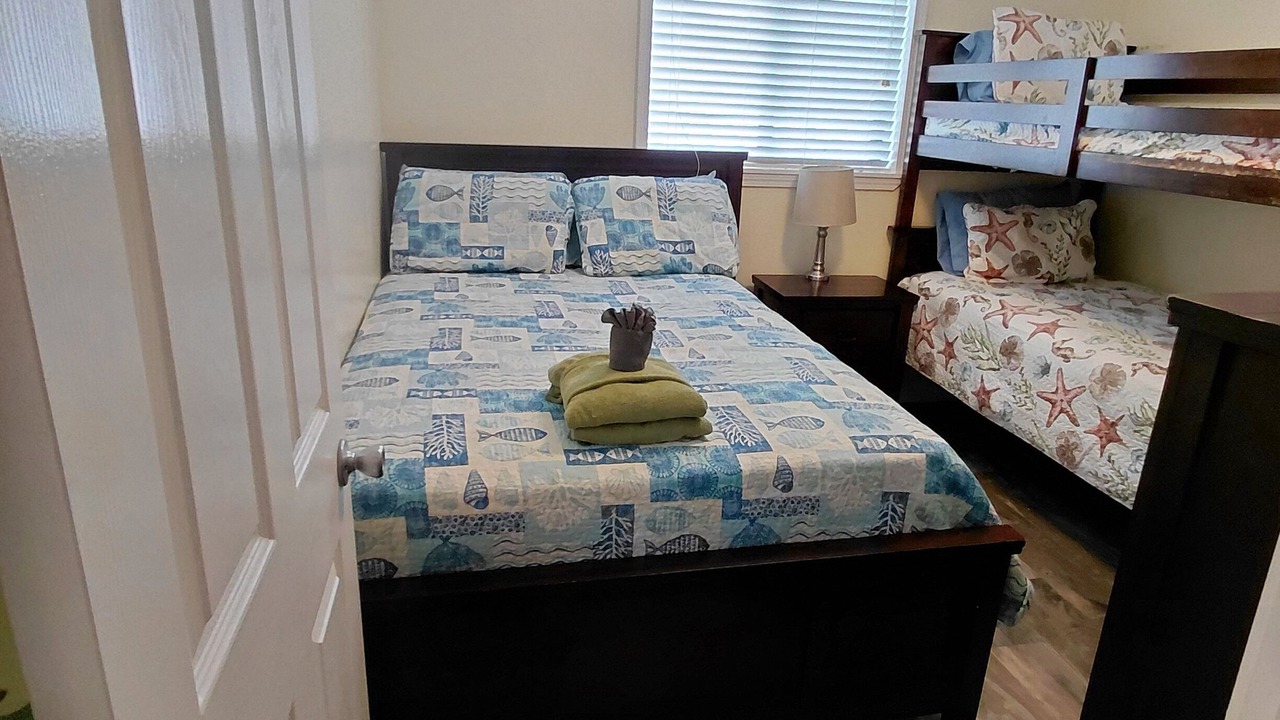 Photo of Bedroom in Palmetto Dunes