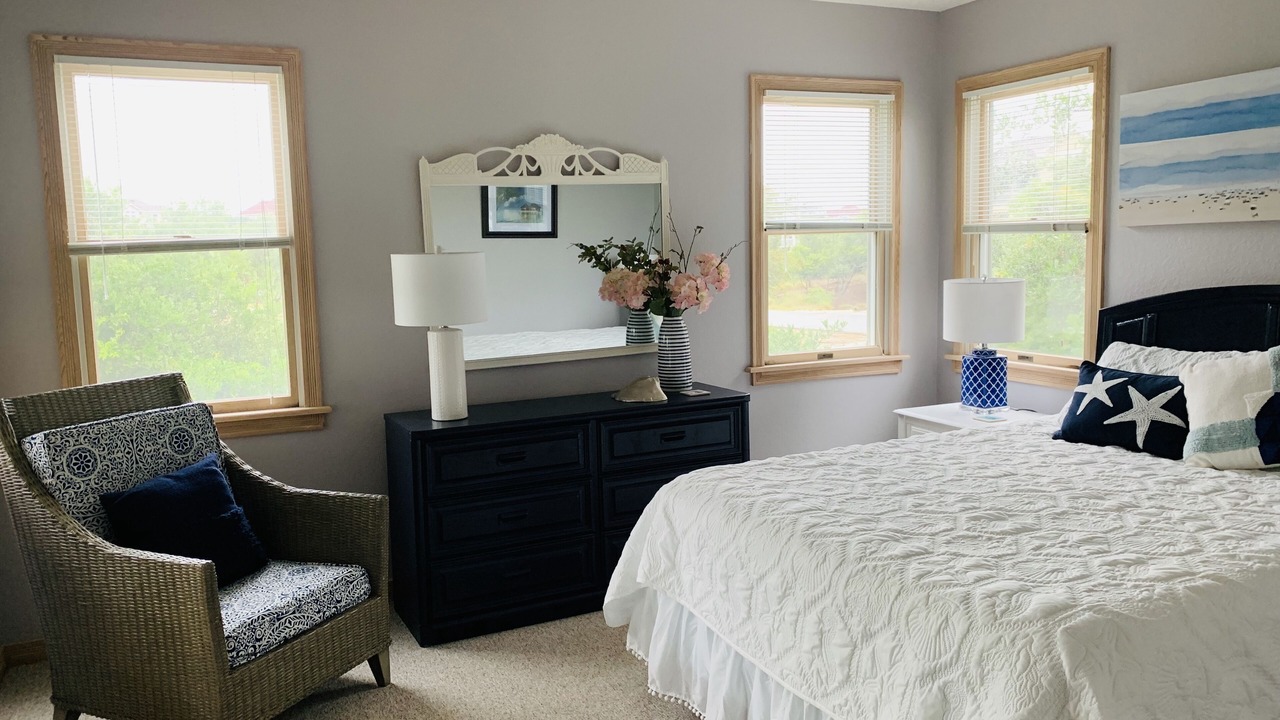 Photo of Bedroom in Pine Island