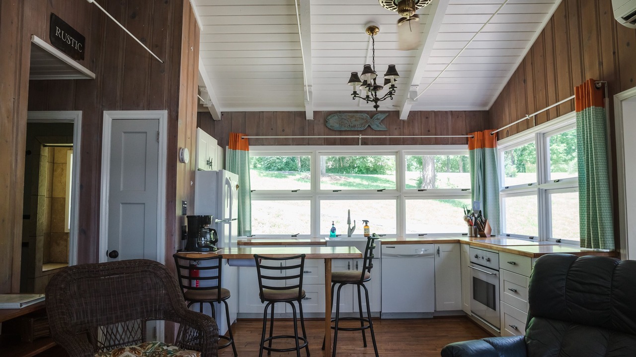 Photo of Kitchen in Steele Creek