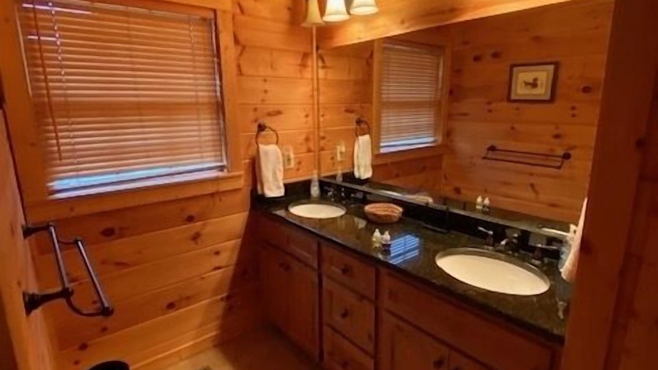 Photo of Bathroom in Boomer