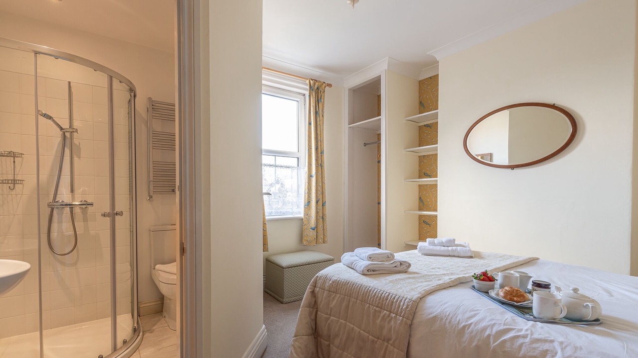 Photo of Bathroom in West Cliff