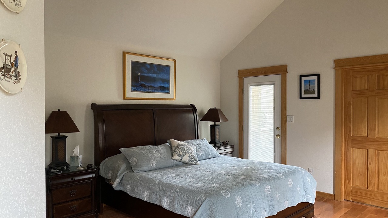 Photo of Bedroom in Sea Scape
